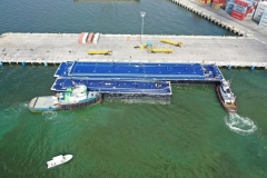 Bunker-barge